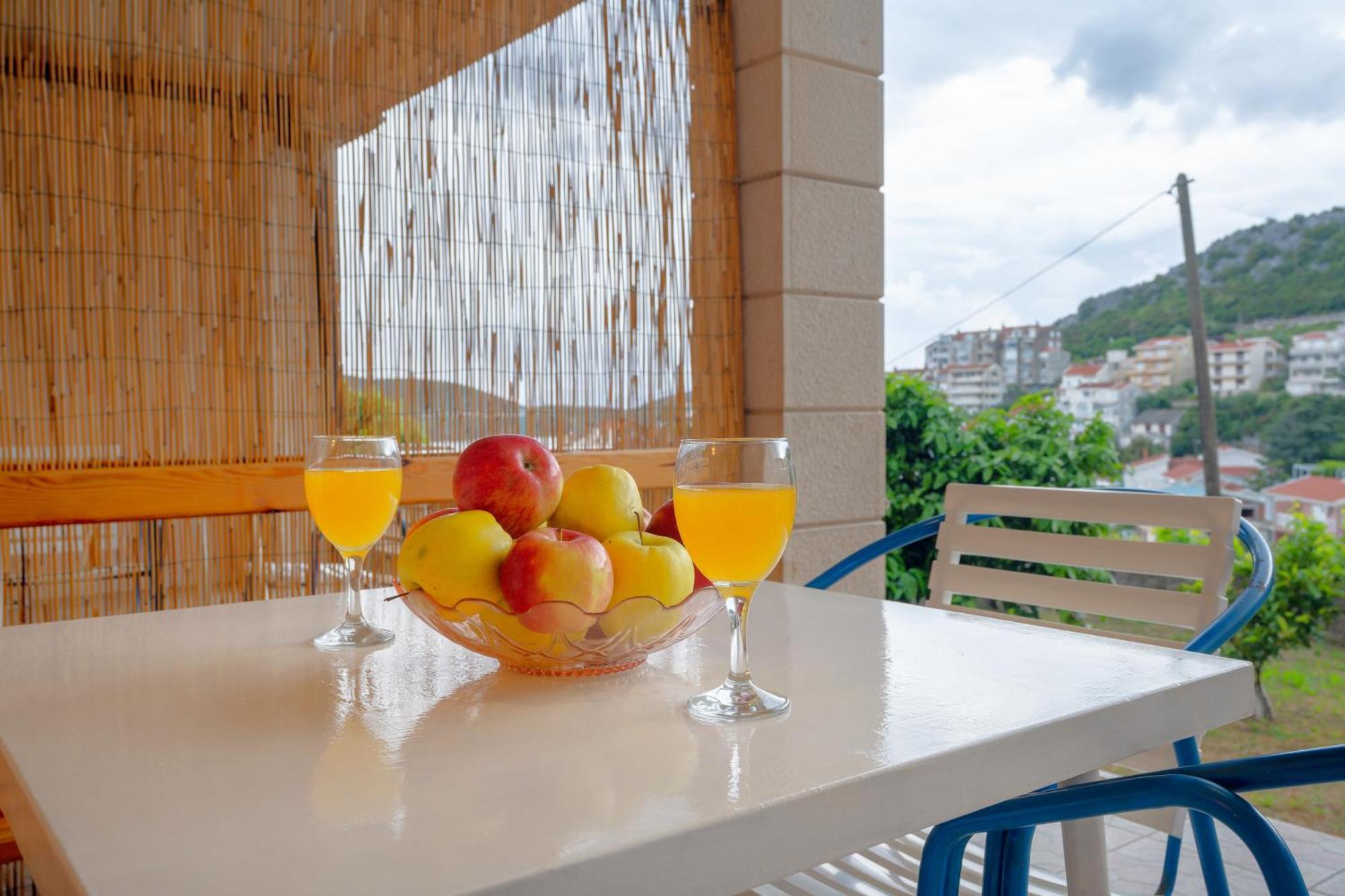 Apartments And Rooms Breeze Neum Exterior foto