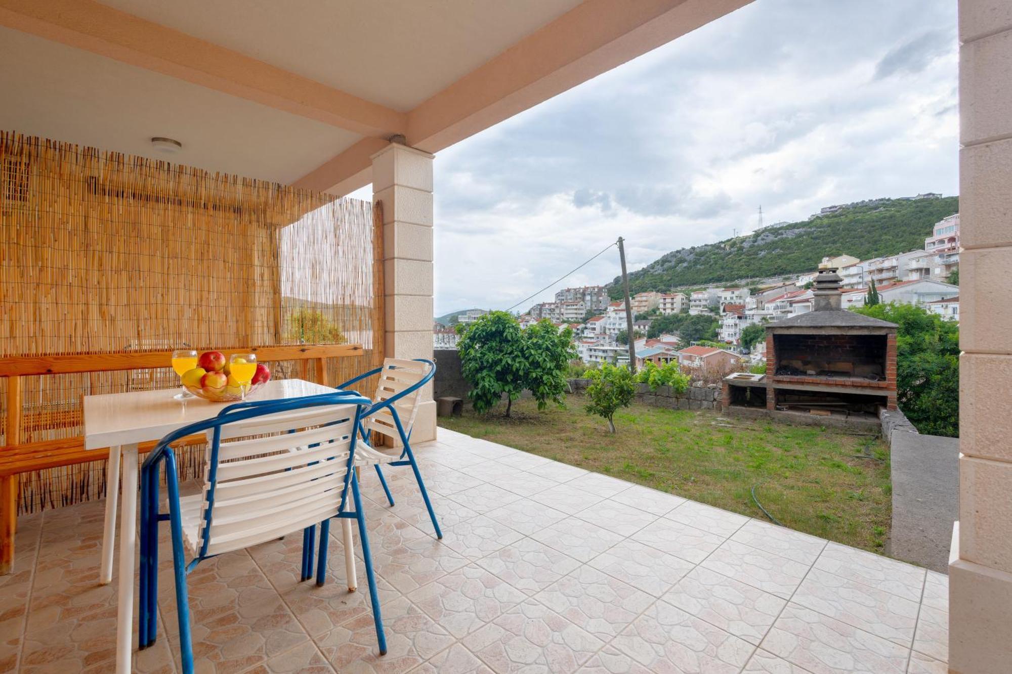 Apartments And Rooms Breeze Neum Exterior foto